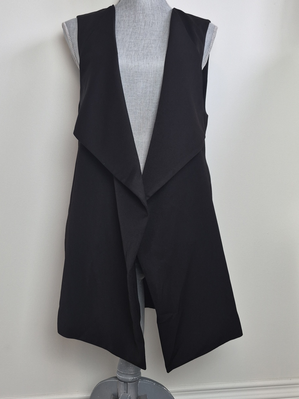 Sabz Waterfall Black Vest Sleeveless Open Front Long Size Large